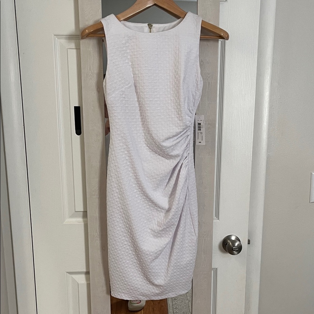 Bisou Bisou Textured White Midi Dress